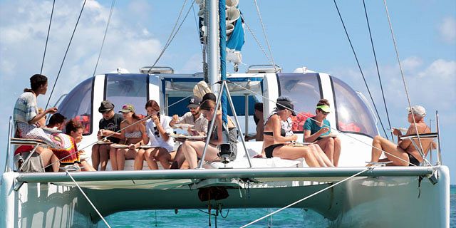 Catamaran cruise gabriel island lunch drinks promotion (3)